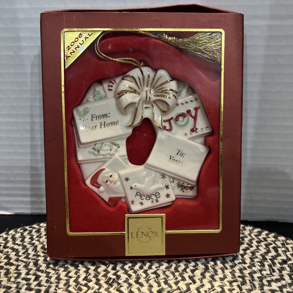 Lenox From Our Home To Yours 2007 Christmas Wreath Holiday Gift Ornament New